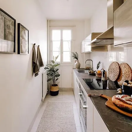 Royo - 1 A Auteuil Апартаменты