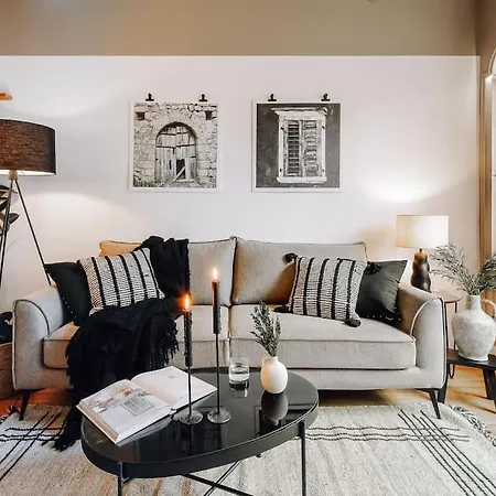 Royo - 1 A Auteuil * Париж